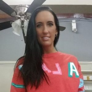 Meet your Posher, Sherry